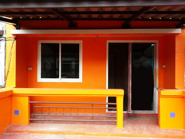 ทาวน์เฮ้าส์ ม.นิศาชล อ้อมใหญ่ 3 ชั้น 16 ตร.ว. ถ.เพชรเกษม อ้อมใหญ่ นครปฐม ตกแต่งใหม่ทั้งหลัง