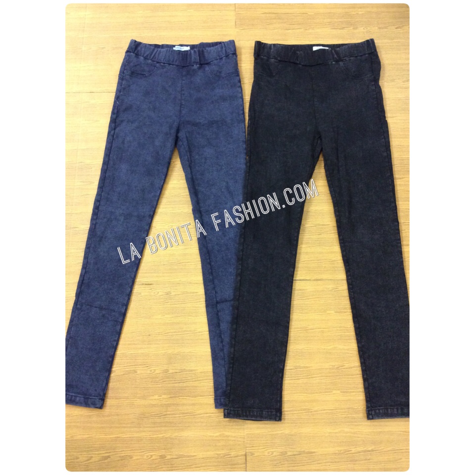 กางเกงยีนส์รุ่นคุณพลอย ยีนส์ฟอก เนื้อผ้าสเปนเน็ท ยืดทั้งตัว cutting เป๊ะ เนื้อผ้าคุณภาพ