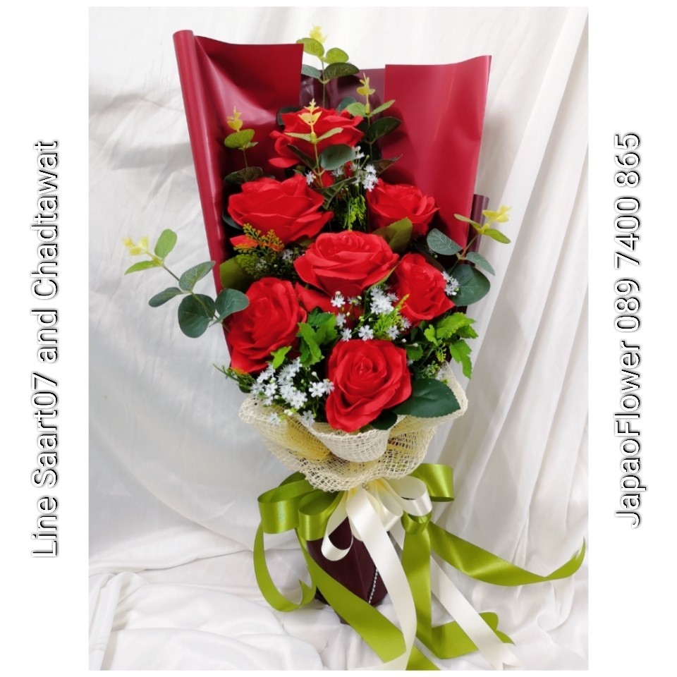 ช่อดอกกุหลาบแดง ทรงสูง