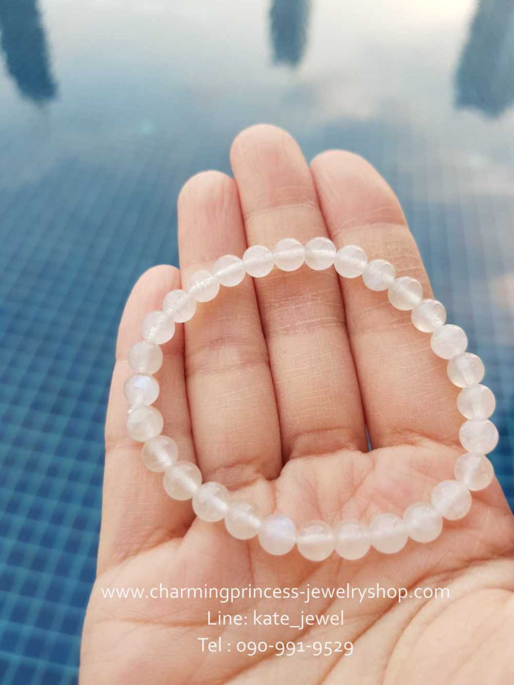 Rainbow Moonstone มูนสโตน Moonstone 6 มม พลอยที่ช่วยเพิ่มพลังบวก ความแจ่มใสและรุ่งเรืองความผาสุก ความสุข และความโชคดีมาให้กับผู้สวมใส่