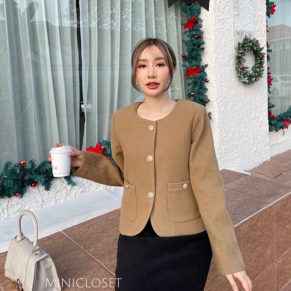 เสื้อทวิตสีพื้นเรียบหรู ลุคสวยแพงต้องรุ่นนี้ค่ะ