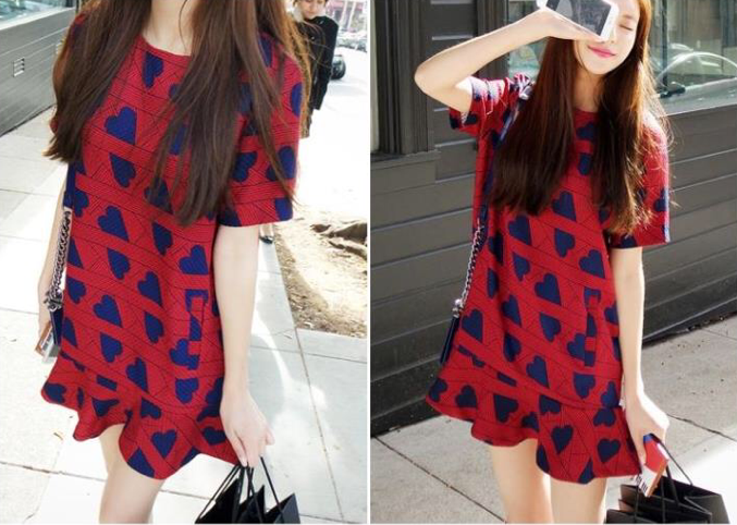 มินิเดรสพิมลายหัวใจ ต้อนรับวันวาเลนไทน์ เนื้อผ้าเด้ง ยืดได้นิดหน่อย ซิปหลังช่วงบน มีกระเป๋าทั้งสองข้าง ใส่สวม ชายระบาย น่ารัก Korea ขายดีมาก ในเว็ปเกาหลี