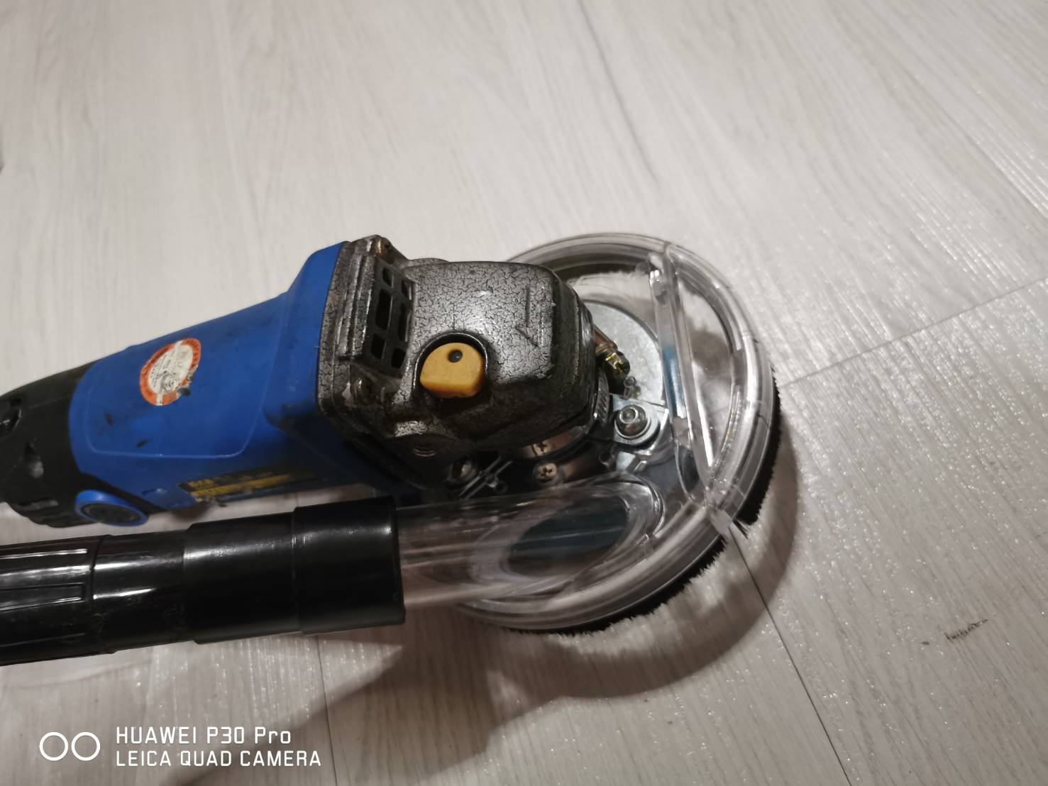 G25 ชุดบังใบดักฝุ่นต่อกับเครื่องดุดฝุ่น สำหรับหินเจียร 4 นิ้ว ใบ 110/115 มิล