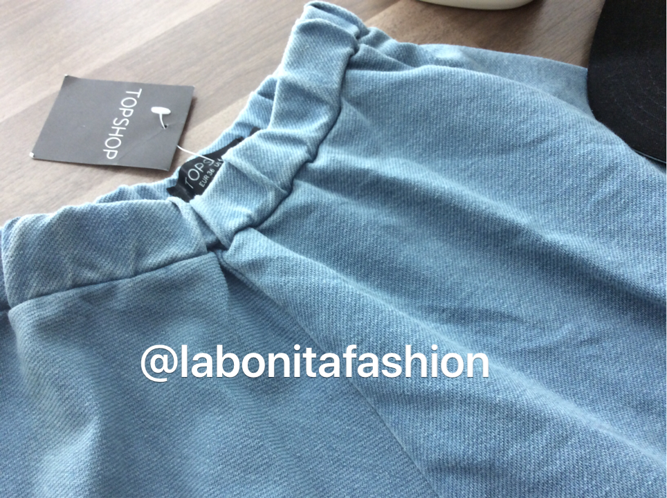 กระโปรงยีนส์ผ้าฟอกแบบคุณโฟร์ คุณเนย คุณก้อยใส่ แบรนด์Topshop