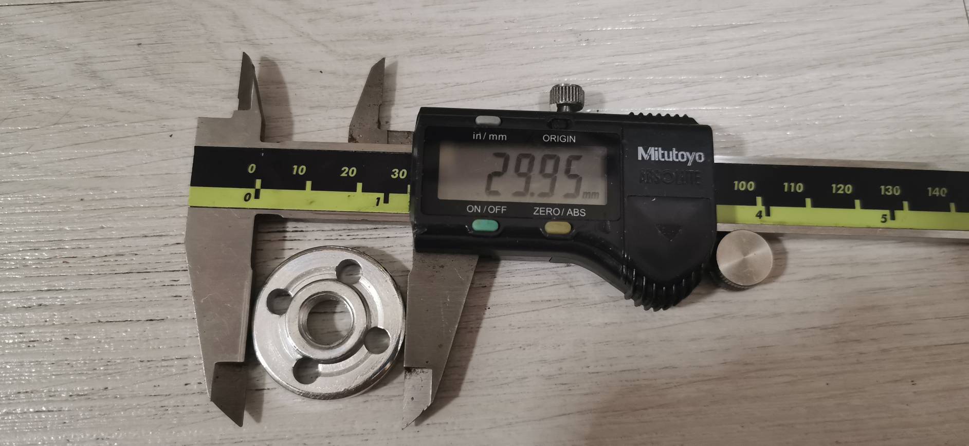 OT134 แหวนล้อคใบตัดหินเจียร 4 นิ้วตัวบน