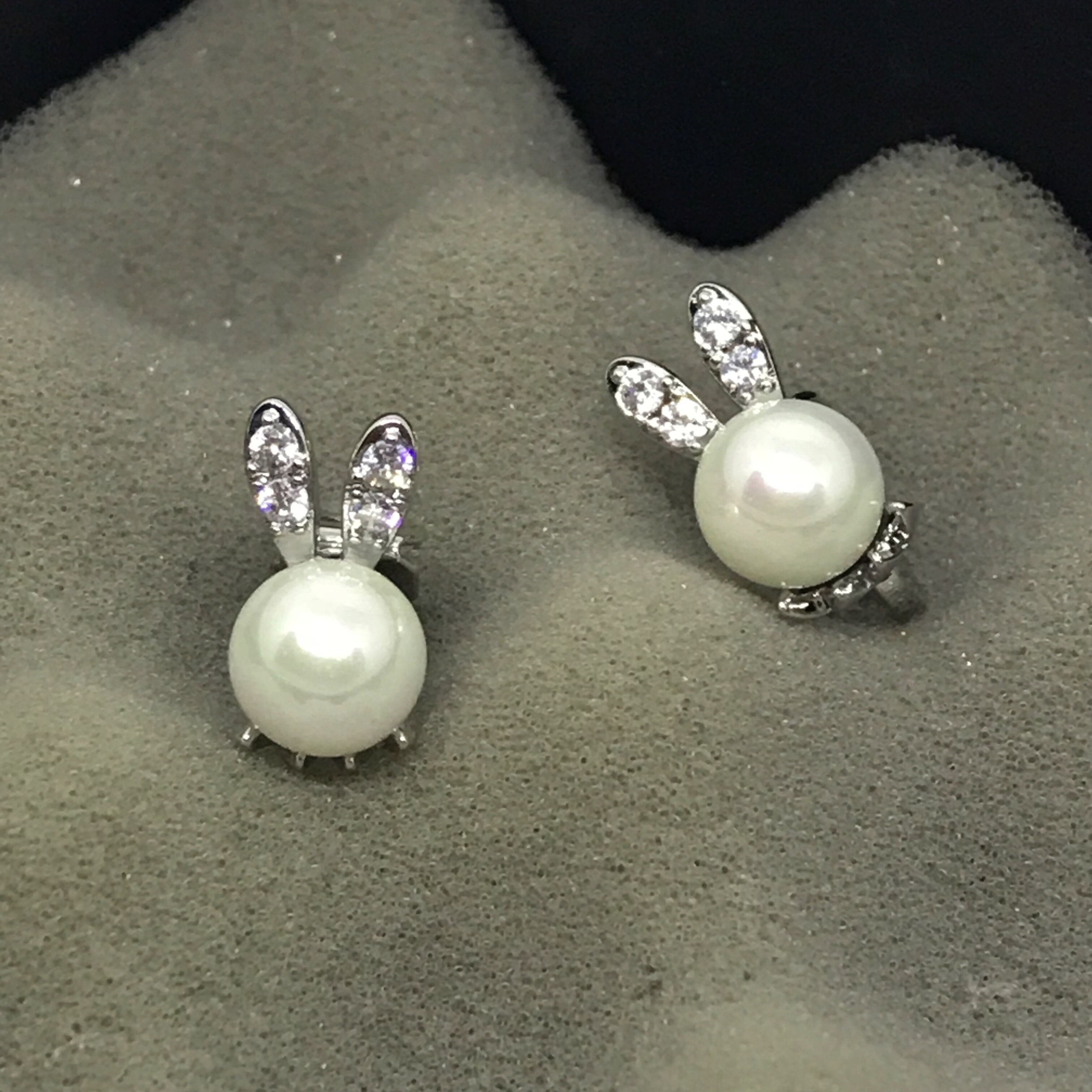 ต่างหูหนีบ Rabbitas มีซิลิโคนรอง หนีบไม่เจ็บ เงินแท้92.5% ไม่เจาะหูก็สวยได้_EC207