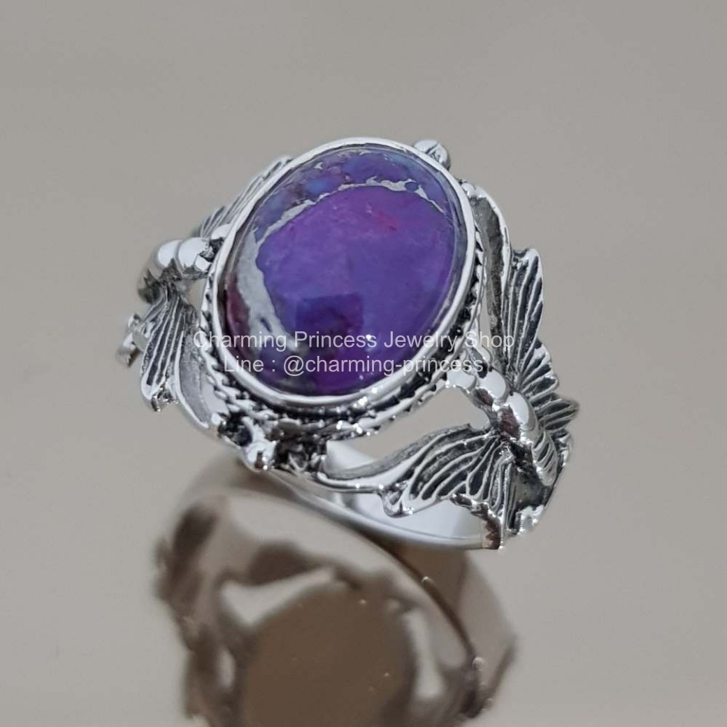 แหวนเทอร์ควอยซ์สีม่วง แหวนหินนําโชค เงินแท้ 925 พลอยสีม่วง ทรงไข่ 12x9 มม / 1 เม็ด แหวนหินนําโชค เงินแท้ 925 เทอร์ควอยซ์ สีม่วง พลอย ทรงกลม 6 มม / 1 เม็ด Butterflies Shrank Design ก้านแหวนเป็นดีไซส์รูปผีเสื้อ อิสระเสรี Purple Turquoise Butterfly Shrank De