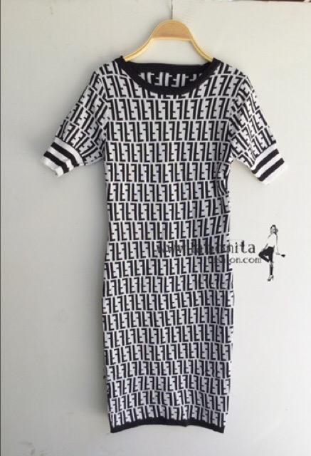 ชุดเดรส เดรสFendi เดรสยาว เดรสที่ขายดีที่สุดในปี2018