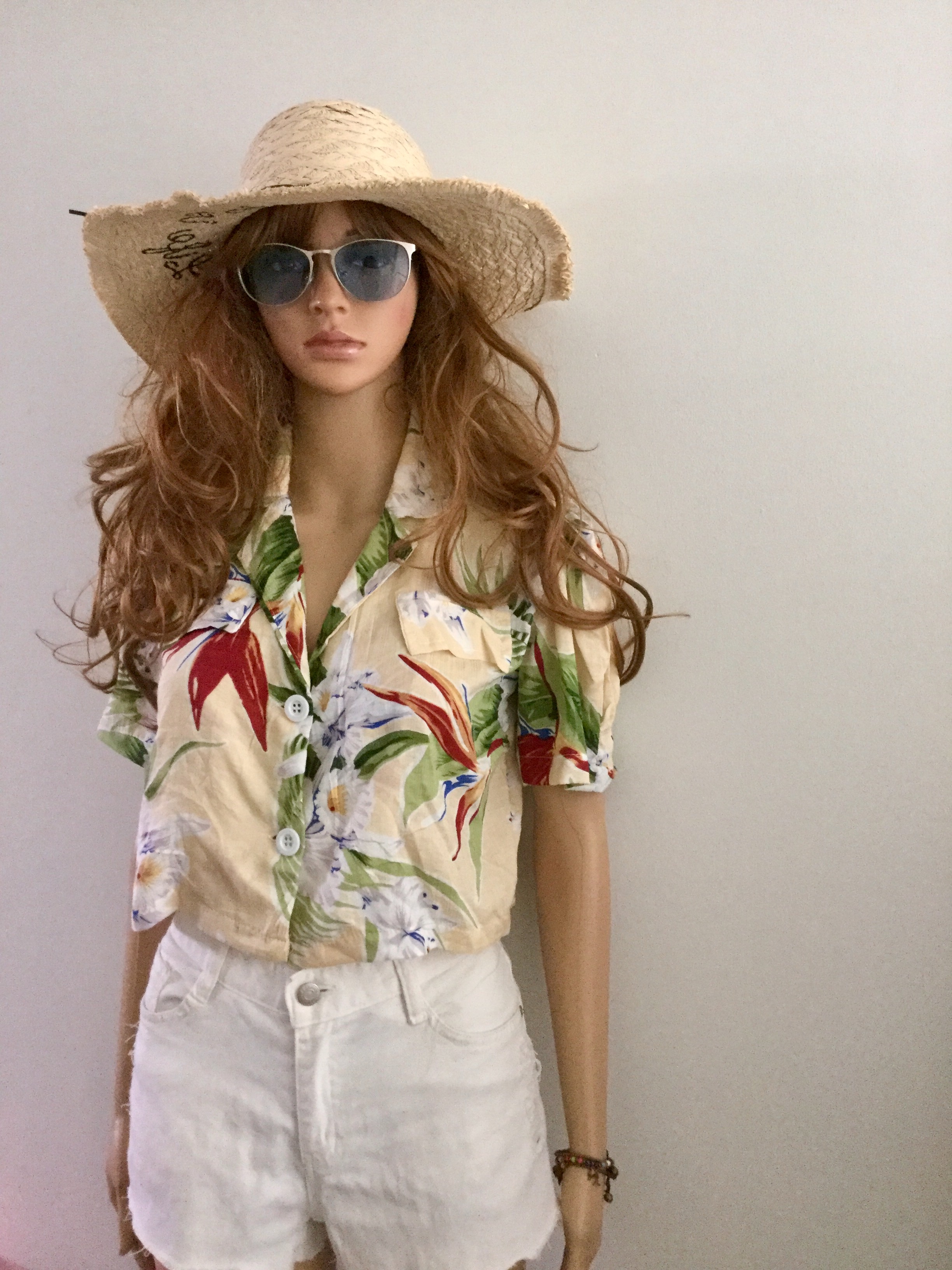 เสื้อฮาวายลายดอก สไตล์ ชิคๆคูลๆ