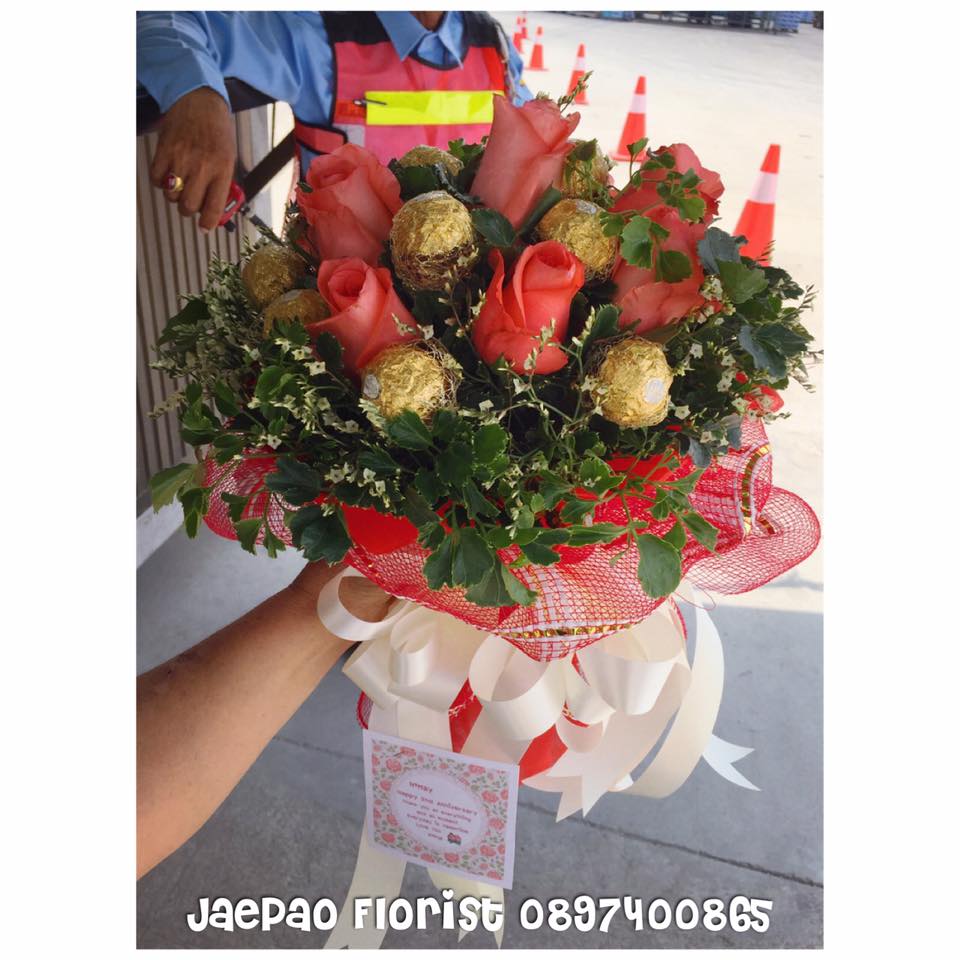 ช่อดอกกุหลาบ สีโอรส