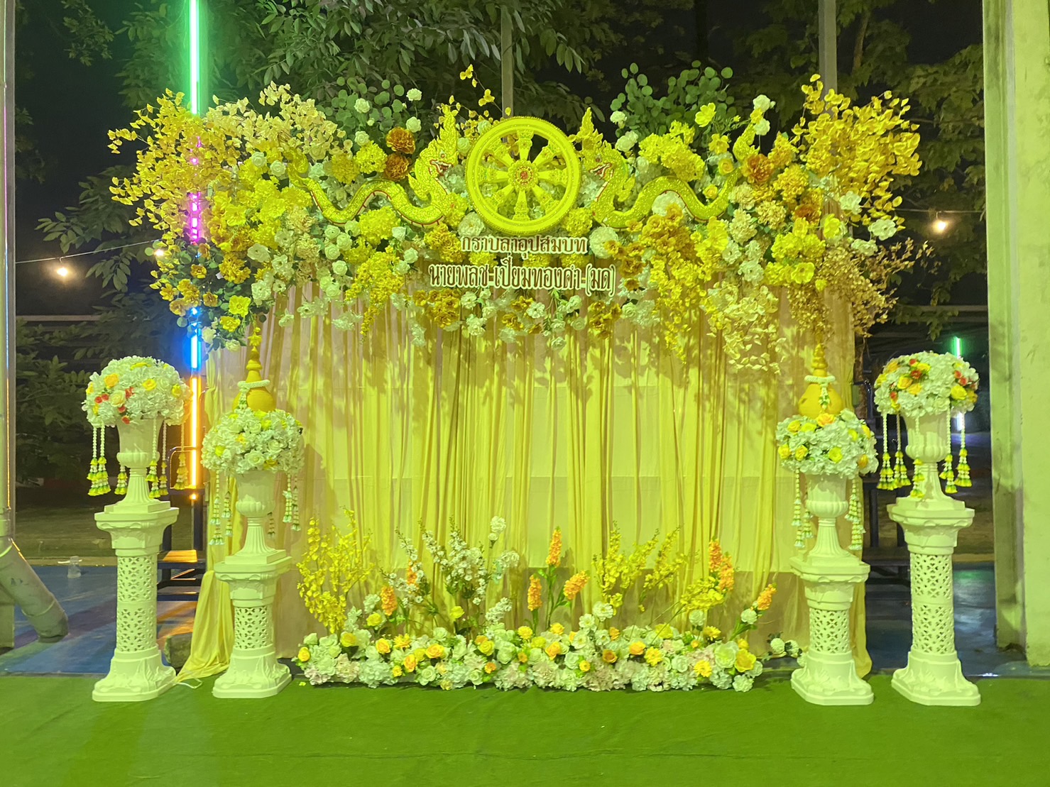 ซุ้มถ่ายภาพงานบวช 5 m x 2.5 m
