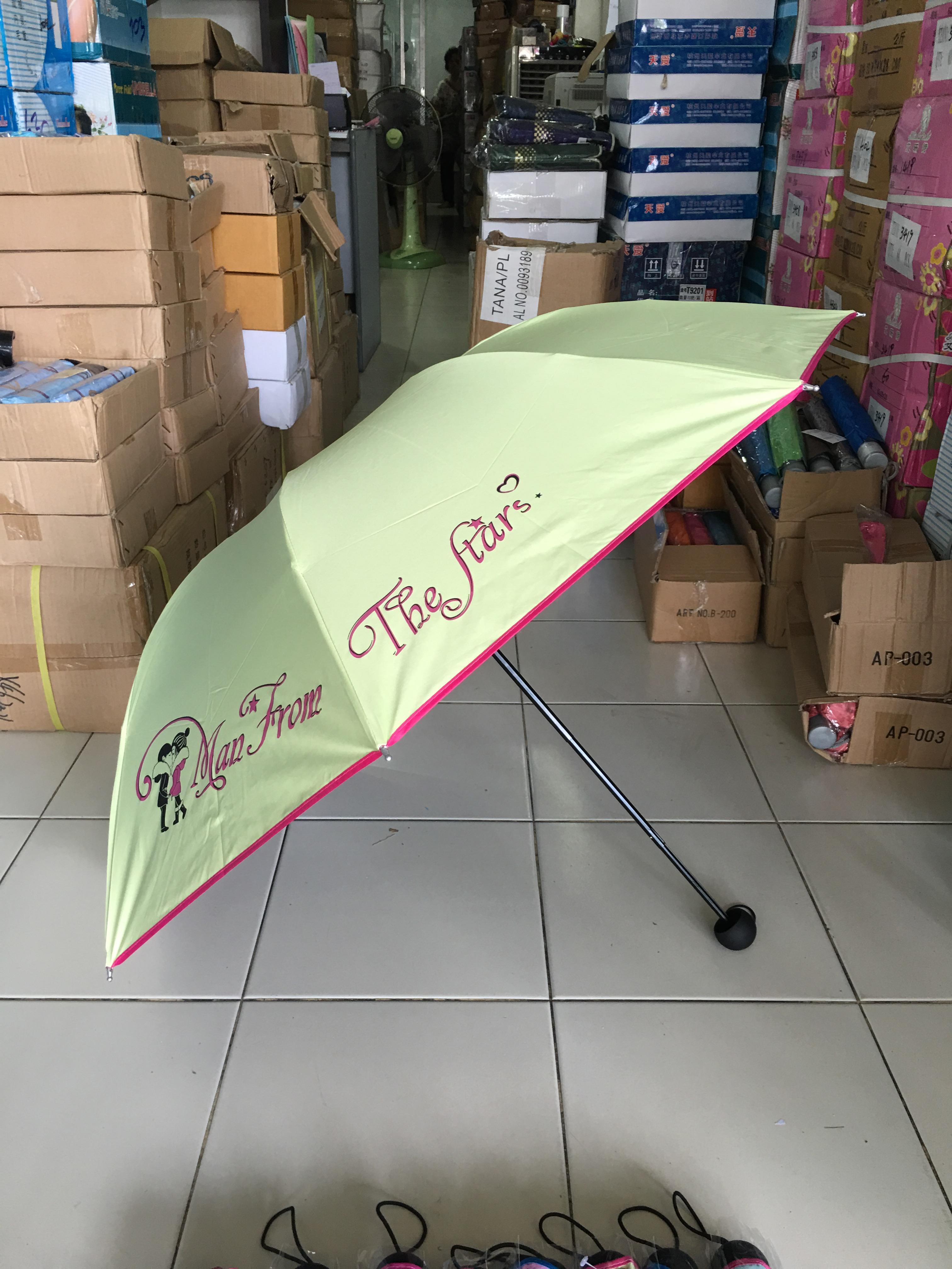 ร่มโค้งแฟชั่นยูวีสีดำรหัส695