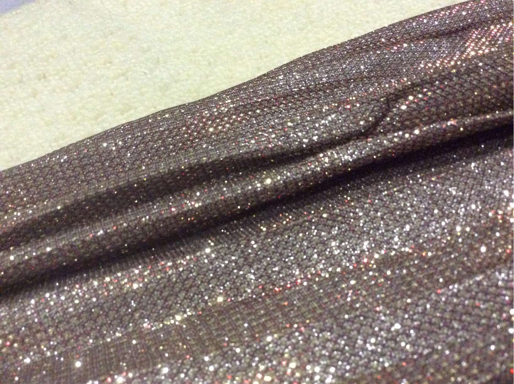 ส่งฟรี!! กระโปรงอัดพลีทผ้ากลิตเตอร์ เลื่อมๆวิ้งๆ