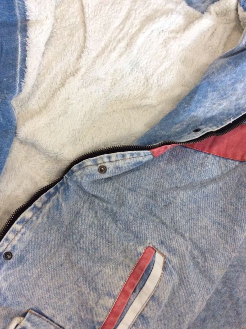 แจ็คเก็ตยีนส์กันหนาว เสื้อกันหนาวสไตล์เกาหลีมีขนด้านในใส่แล้วอุ่นค่ะ