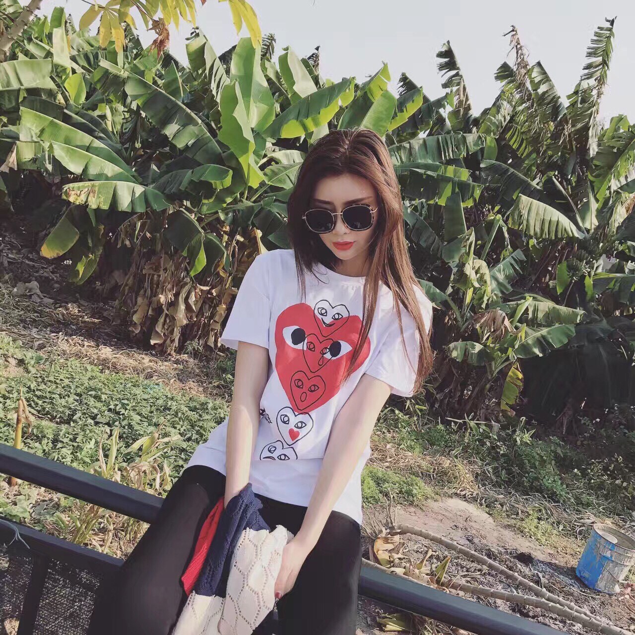 PLAY COMME des GARCONS เสื้อยืดผ้า Cotton เนื้อดี งานพรีเมี่ยมพิมพ์ลายตามต้นแบบ Holiday emoji new collection