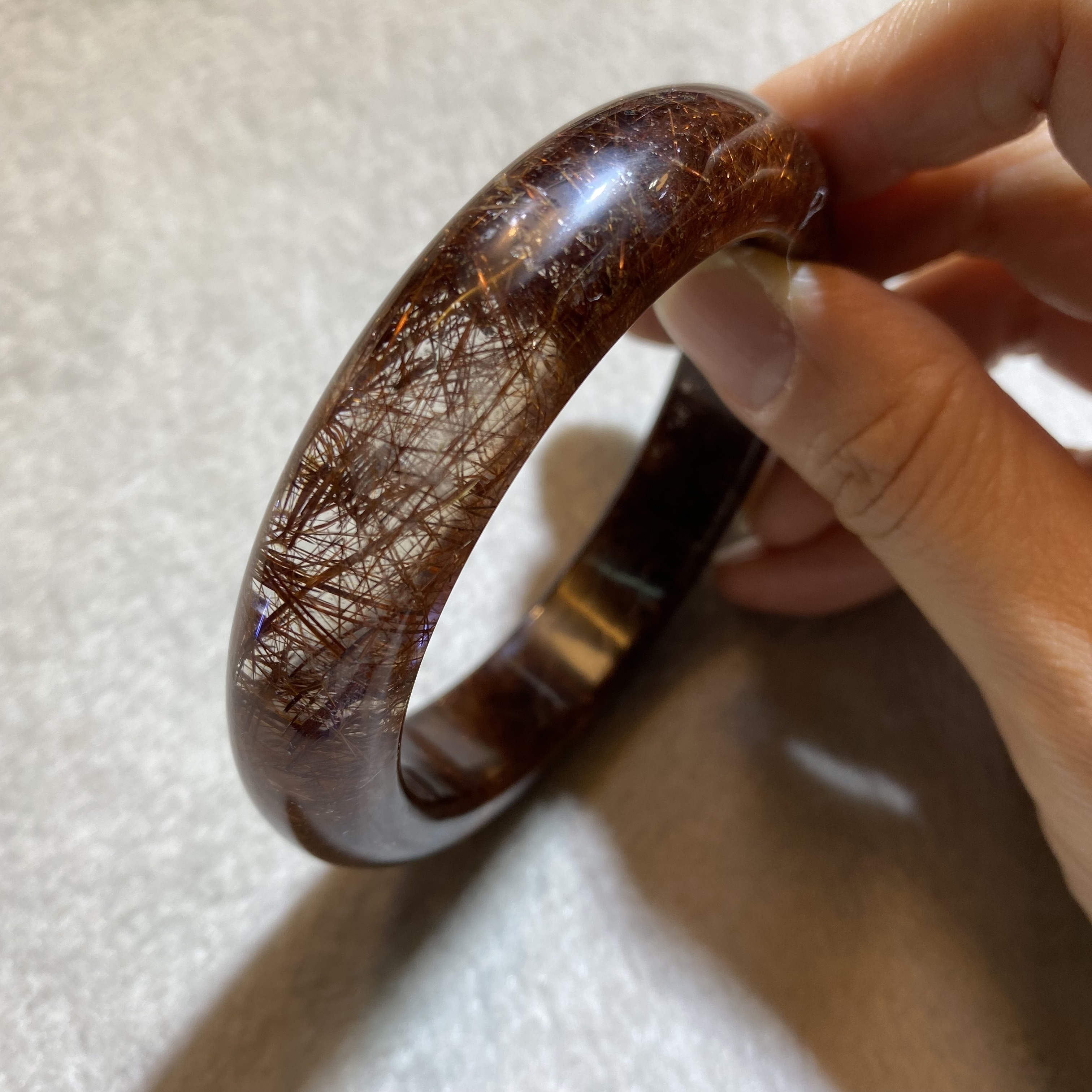 กำไลไหมจักรพรรดิ์ ไหมแน่น Golden Brown Rutilated Quartz หน้ากว้าง 11 มม ความกว้างกำไล 62 มม