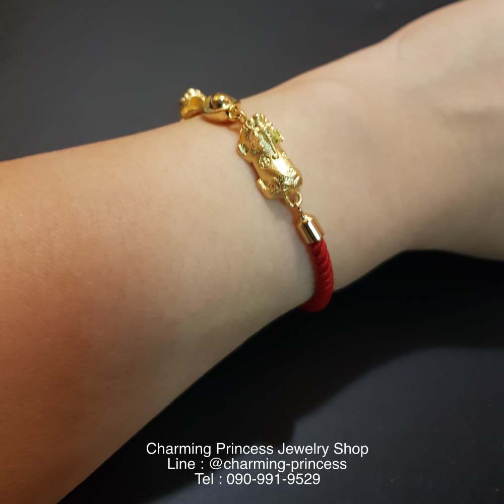 วัตถุมงคลสำหรับเสริมดวงของทุกปีนักษัตรที่ดี คือ ปี่เซียะคู่บารมี เสริมโชค เรียกทรัพย์ ร่ำรวย เงิน ทอง ปัดเป่าสิ่งชั่วร้าย เก็บเงินทองไม่รั่วไหลพร้อมก้อนเงิน สัญลักษณ์ของความมั่งคั่ง มั่งมี