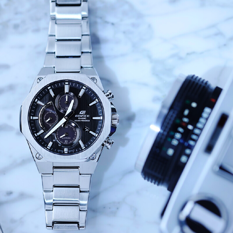 นาฬิกาข้อมือ Casio Edifice Chronograph กระจกแซฟไฟร์ Sapphire รุ่น EFR-S570D-1A EFS-S570D-1A