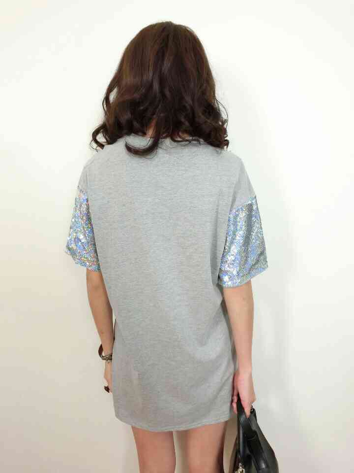 เดรสผ้ายืด/ หรือเสื้อตัวยาว สกีนลาย แขนปักเลื่อมวิ้งค่ะ