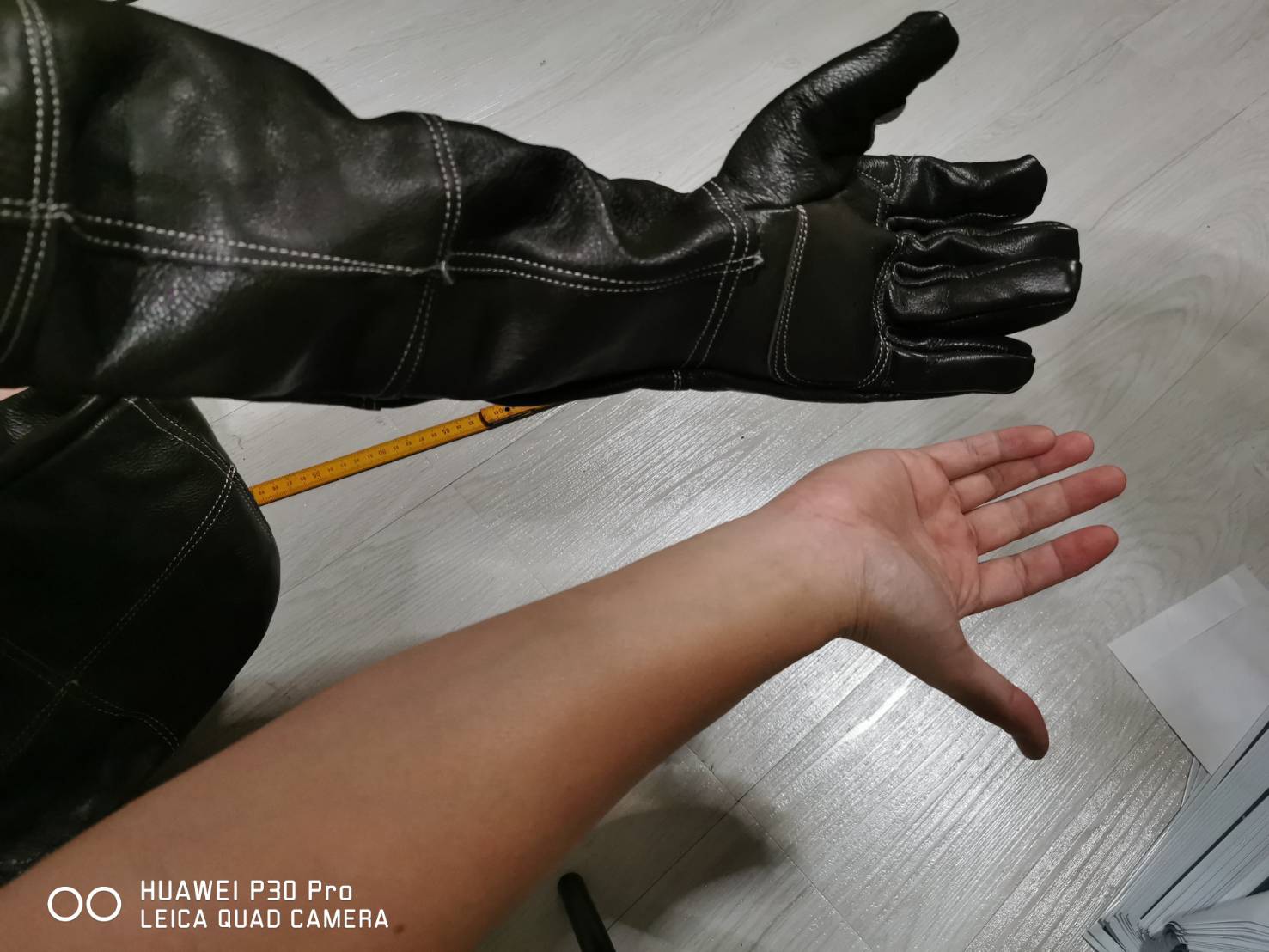 OT102 ถุงมือหนังยาวพิเศษ หนังนุ่ม กันสัตว์กัด ข่วน งานเชื่อม งานช่างต่างๆ