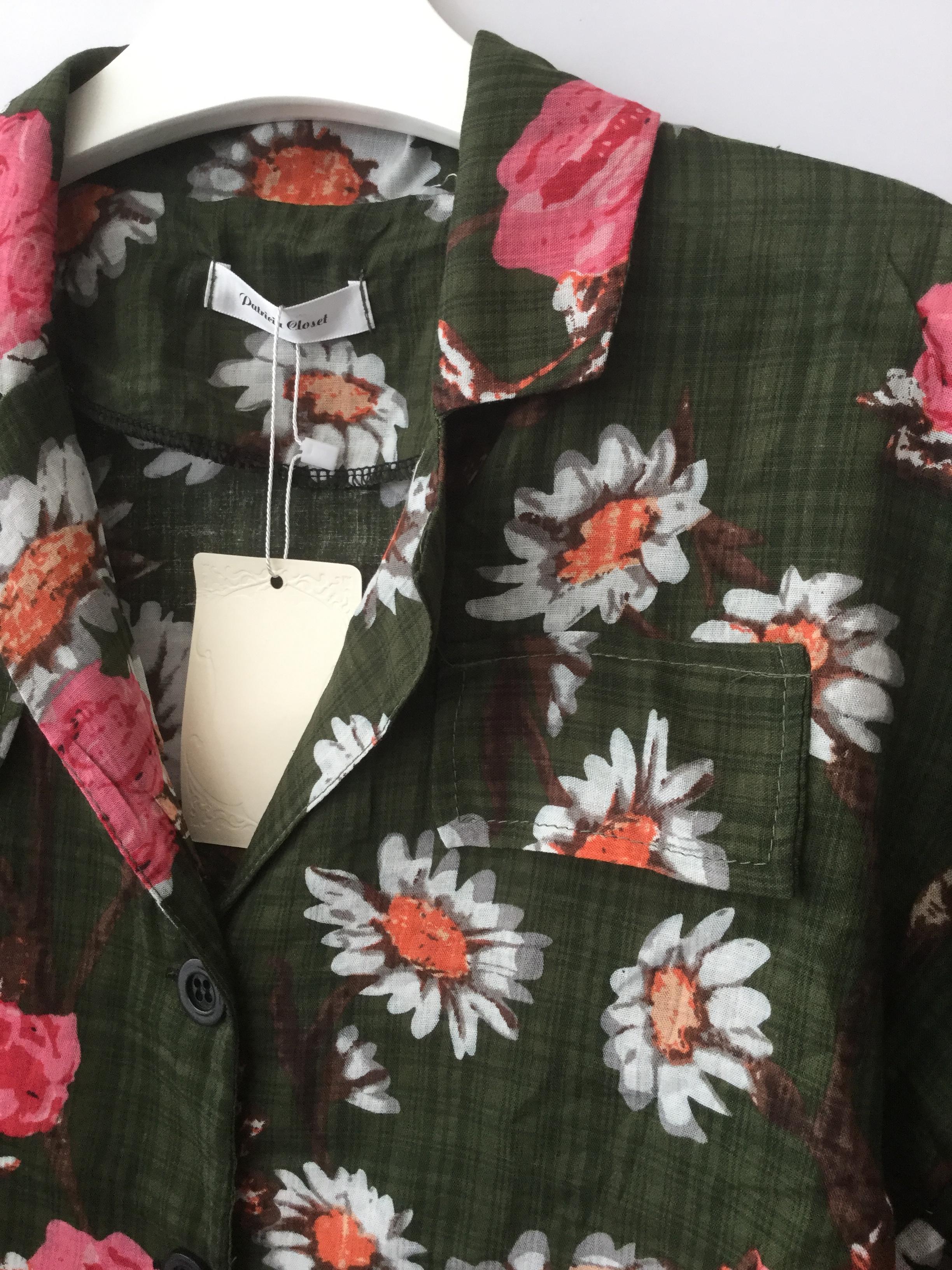 เสื้อฮาวายลายดอก สไตล์ ชิคๆคูลๆ