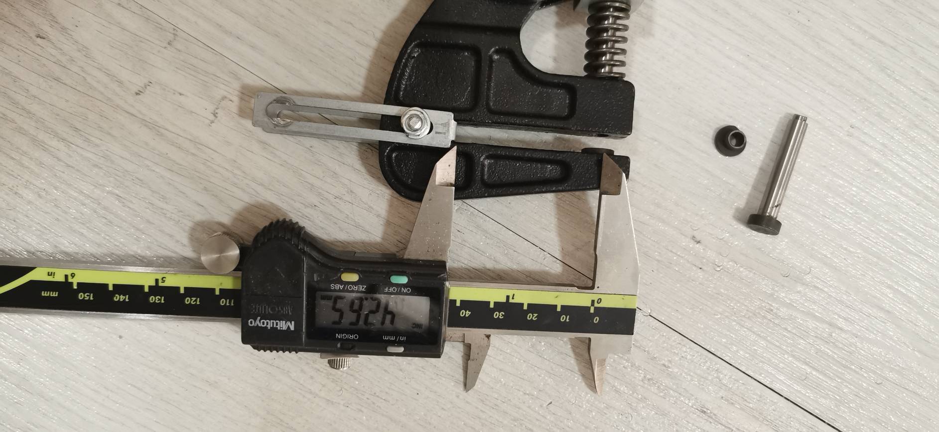 PL11 คีมเจาะรูเหล้ก สำหรับยิงรีเวท ขนาดรู 3.2+4.2 มิล รุ่นงานหนัก