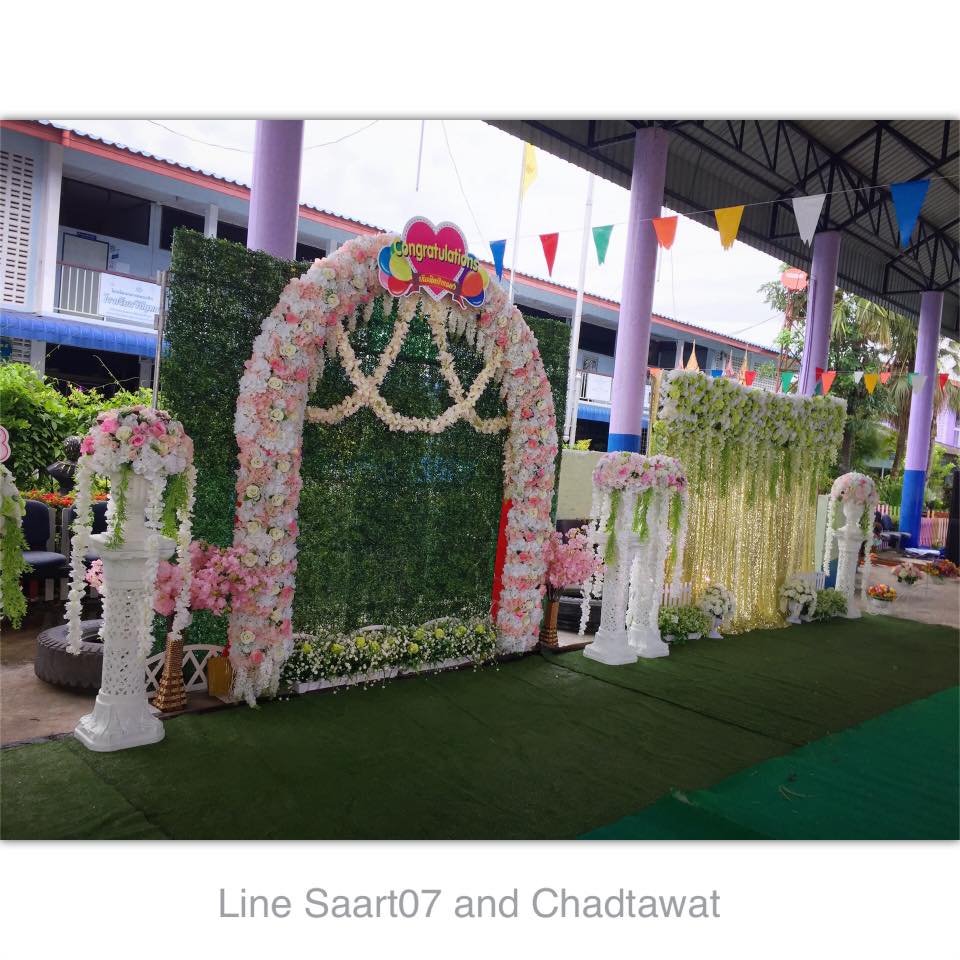 ซุ้มถ่ายภาพงานแต่ง ดอกไม้แห้ง ธีมเขียวมิ้นขาว