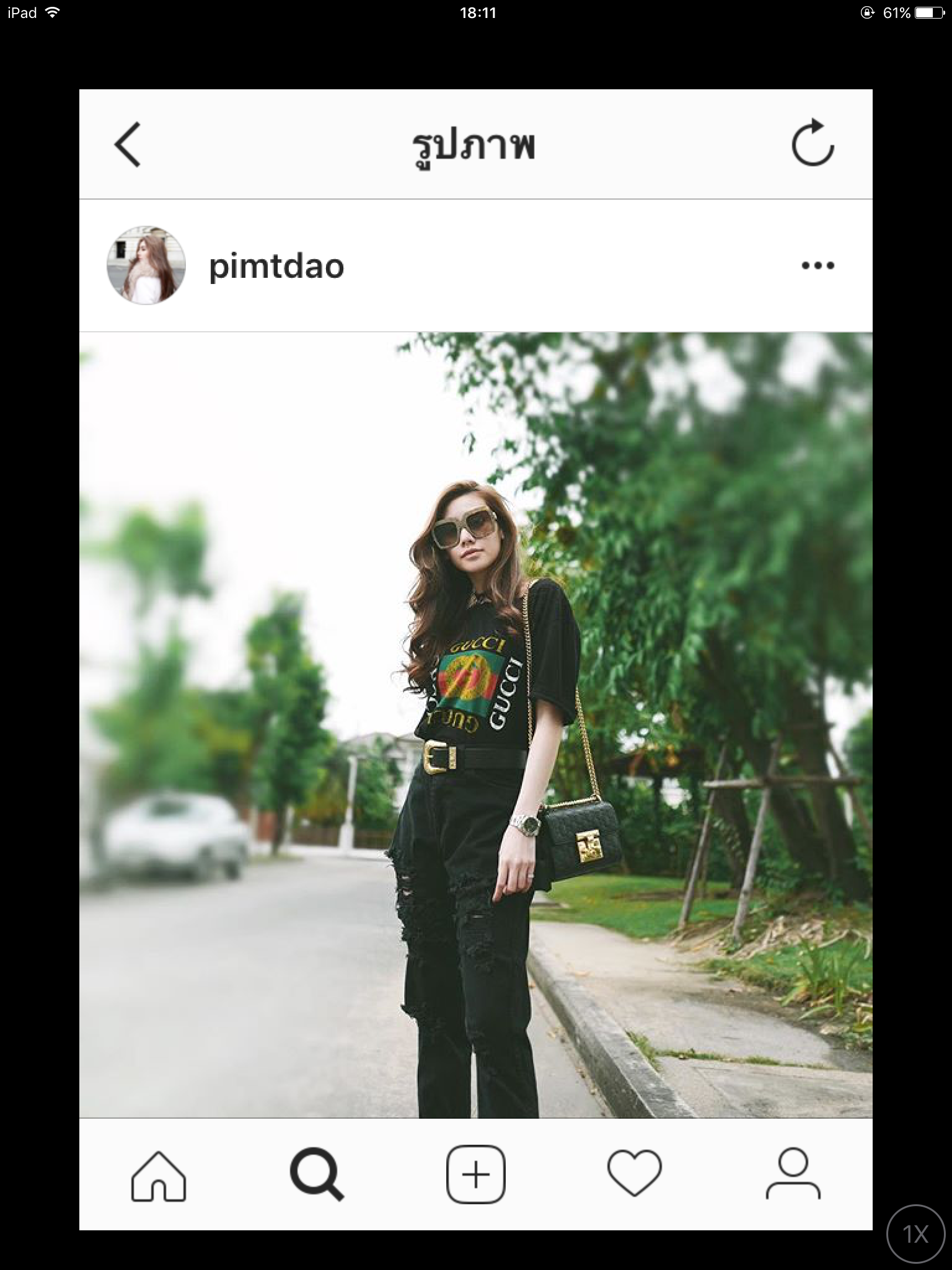 เสื้อยืดลายกุชชี่ แบบคุณดิว คุณพิมพ์ดาว คุณพลอย ใส่ เข่ามาแล้วนะคะ สีและบล๊อคพิมพ์เหมือนshop ลายนี้hit สุดๆ ของแท้เกือบสองหมื่นนะคะ แมตกับยีนส์สั้นยาว ใสๆวัยรุ่นชอบ งานN signature