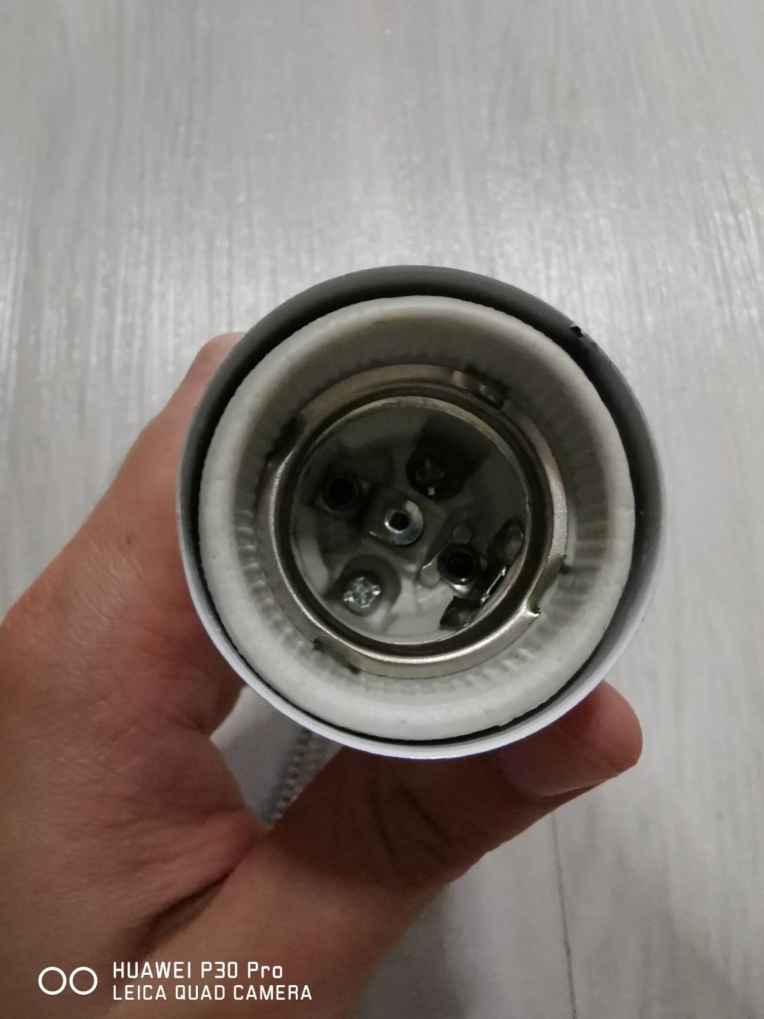 OT107 ขั้วต่อสายอ่อนหลอดไฟ E27 ยาว 30cm พร้อมสวิทซ์ปรับความสว่างได้** ใช้กับหลอดไส้เท่านั้น