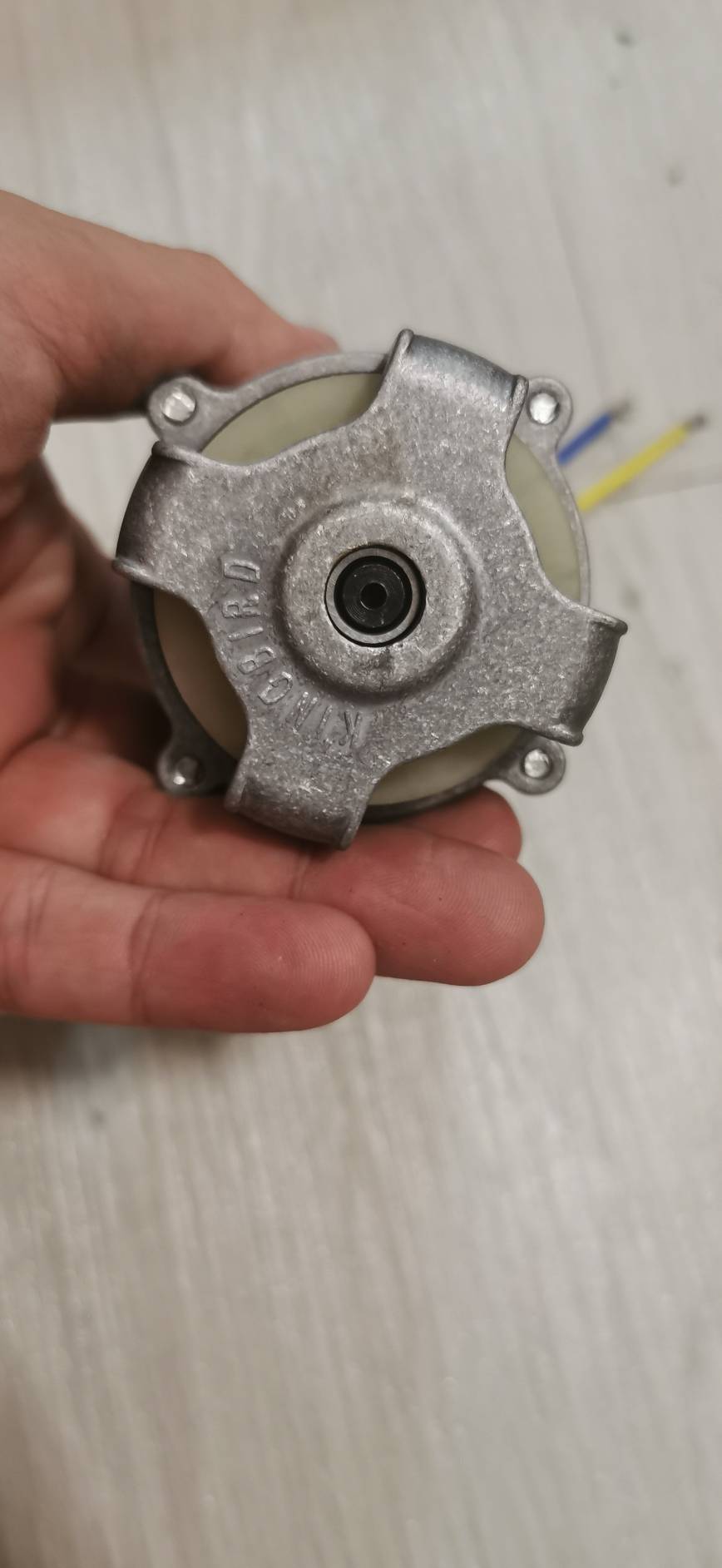 MO35 มอเตอร์บลัสเลสแรงสูง 12-22k RPM สำหรับทำเลื่อยวงเดือน เครื่องตัดหญ้า ใช้ไฟ 12-18-21V เพลา 8 มิล