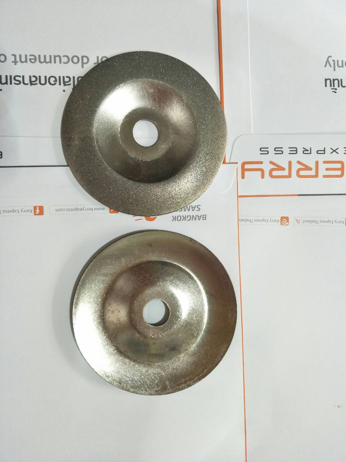 DG32 ใบเจียรเพชรละเอียด เบ 120 รูเพลา 16 มิล ใส่หินเจียร 4 นิ้ว ทรงจานบิน โค้ง