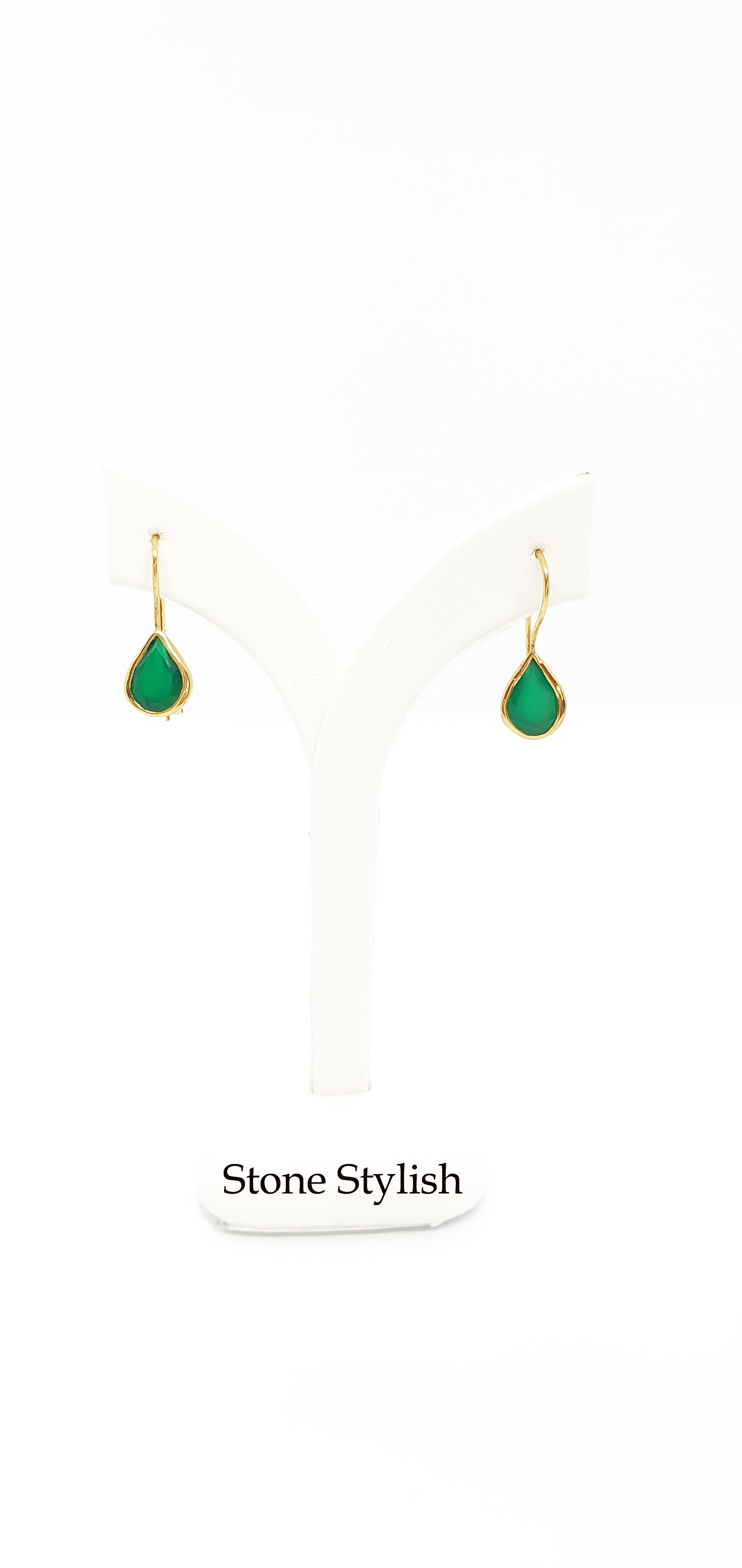 ต่างหูหยกแบบห่วงยาว Jade Earring