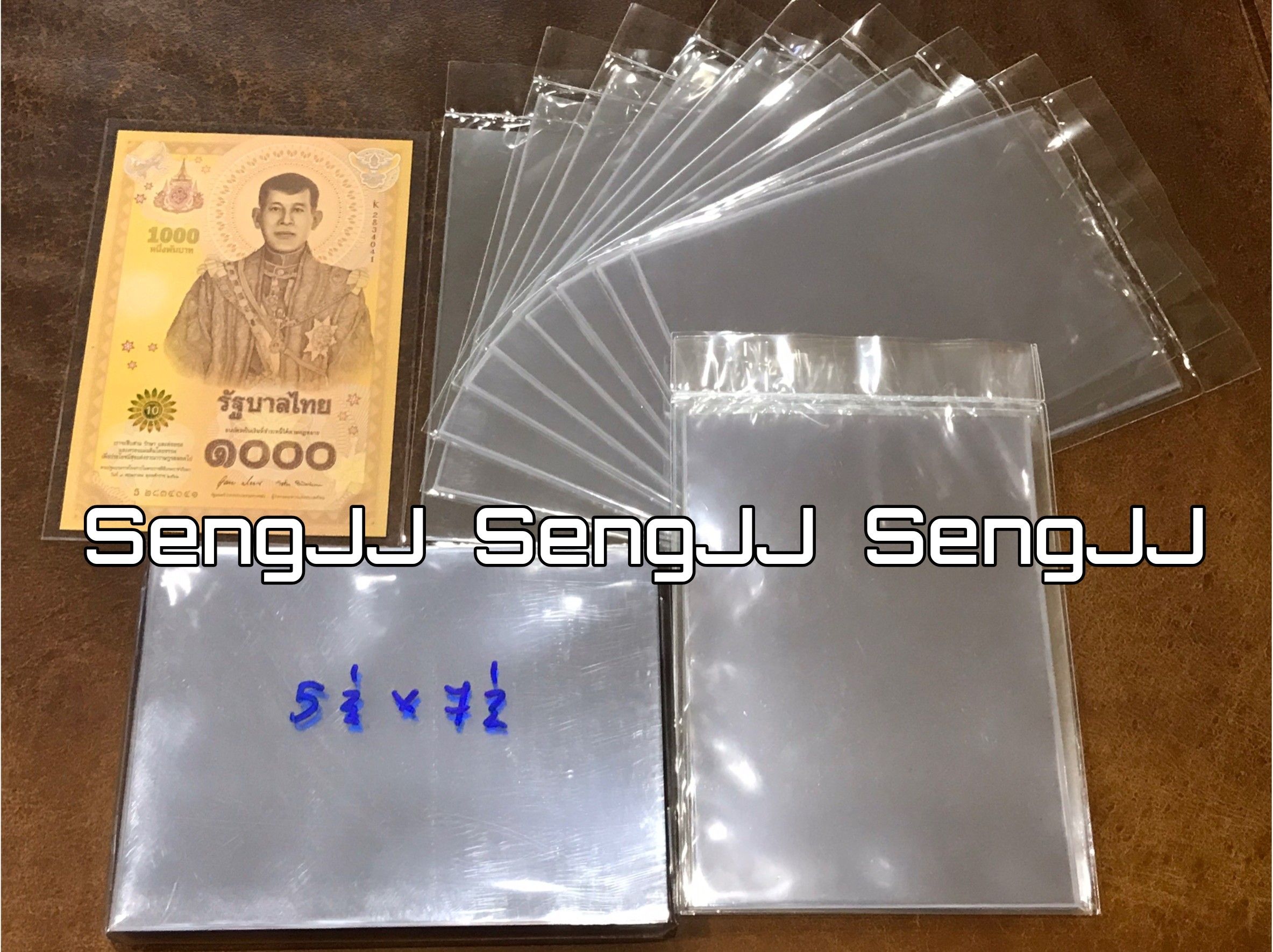 ซองใส่ธนบัตรที่ระลึกชนิดราคา 1,000 บาท พระราชพิธีบรมราชาภิเษก รัชกาลที่ 10 (ห่อละ 5ใบ)