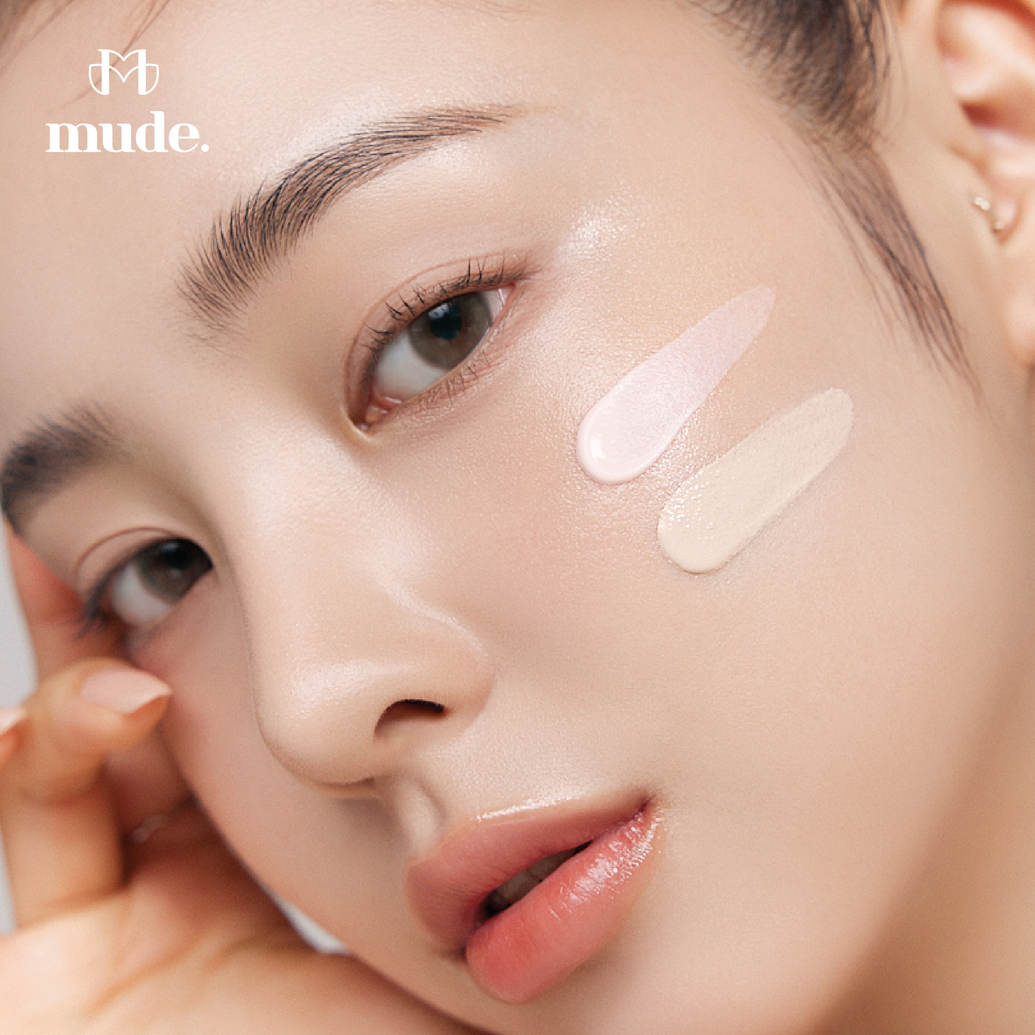 MUDE SOFT SKIN FIT GLOW BASE SPF 50 PA+++ 40 มล. ( เบสรองพื้น )