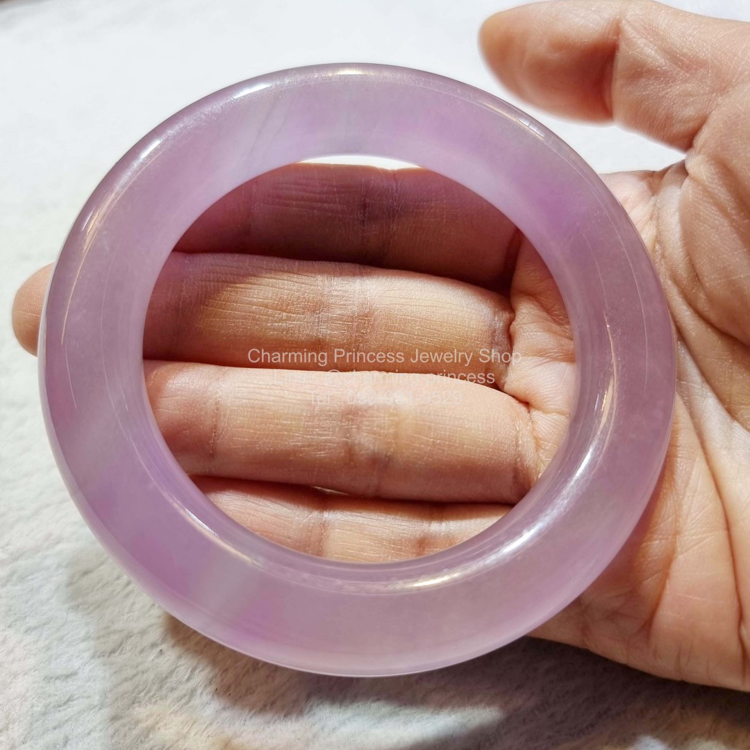 กำไลหยกสีม่วง Lavender Jade Bangle ความกว้างวงใน 58.4 มม หน้ากำไล 13.4 มม