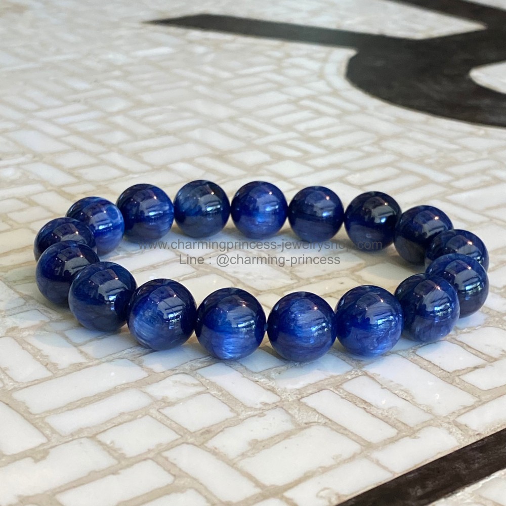 Kyanite ไคยาไนท์ 12 มม ช่วงส่งเสริมในเรื่องสติและปัญญา ให้คุณทำเรื่องที่ยากได้อย่างไร้อุปสรรค
