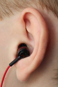 ขาย หูฟัง Soundmagic ES18 สีสันจิ้ดจ้าดถูกใจวัยรุ่น เบสลงลึกหนักหน่วงสะใจ ใส่สบาย น้ำหนักเบา ไม่เจ็บหู หูฟังระดับคุณภาพเยี่ยม !