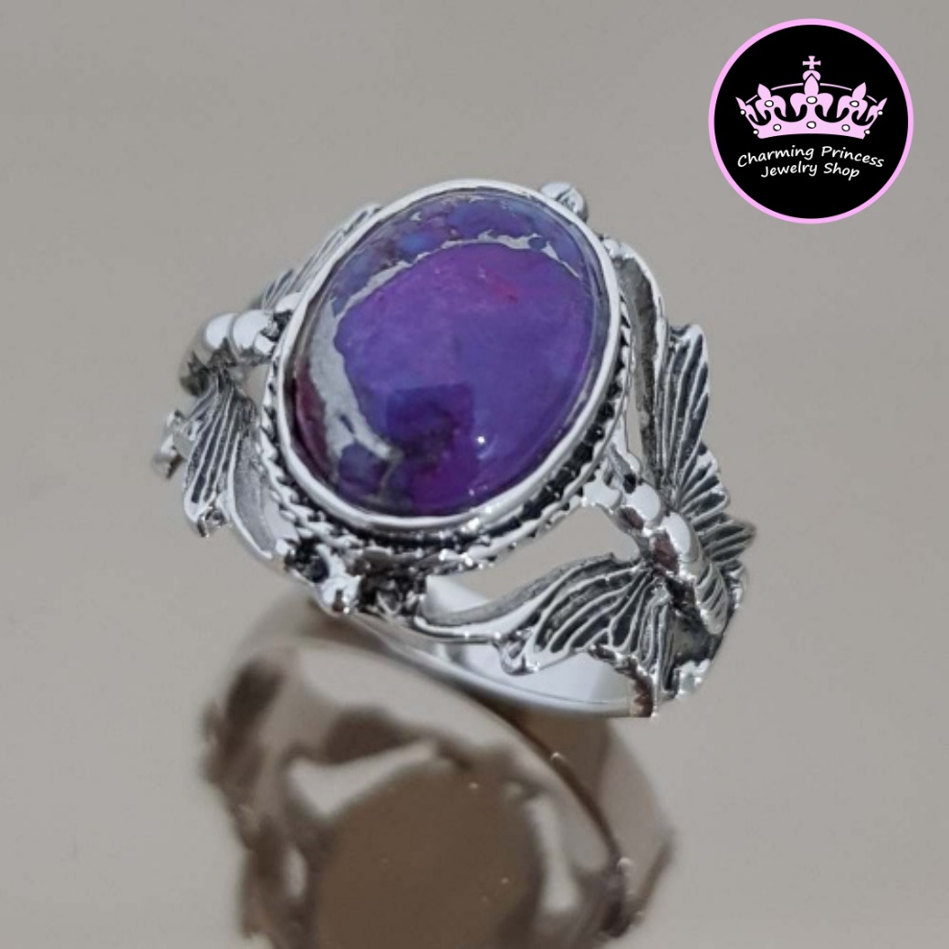 แหวนเทอร์ควอยซ์สีม่วง แหวนหินนําโชค เงินแท้ 925 พลอยสีม่วง ทรงไข่ 12x9 มม / 1 เม็ด แหวนหินนําโชค เงินแท้ 925 เทอร์ควอยซ์ สีม่วง พลอย ทรงกลม 6 มม / 1 เม็ด Butterflies Shrank Design ก้านแหวนเป็นดีไซส์รูปผีเสื้อ อิสระเสรี Purple Turquoise Butterfly Shrank De