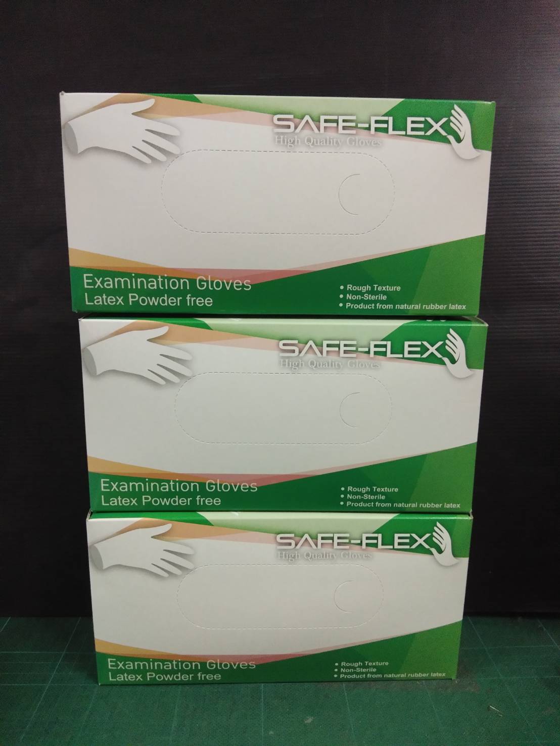 ถุงมือไนไตร ชนิดไม่มีแป้ง ยี่ห้อ Safeflex สีขาว