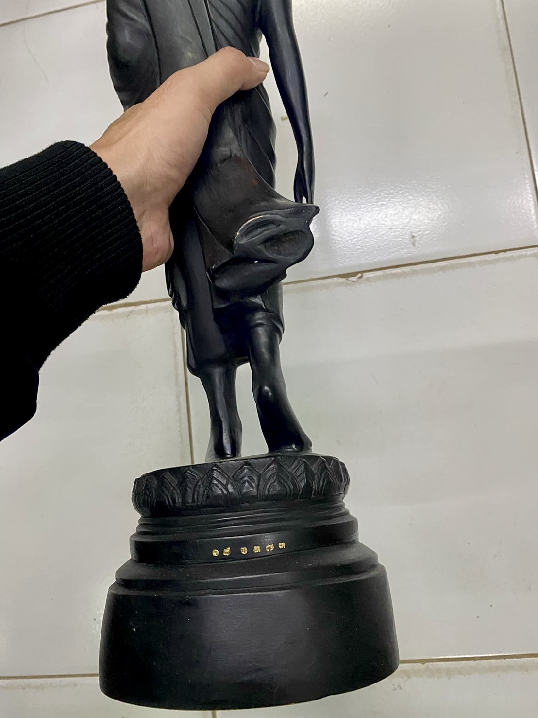 พระ25พุทธศตวรรษ ปี2545 ทองเหลือง สูง21นิ้ว พระพุทธรูปปางลีลา ประธานพร