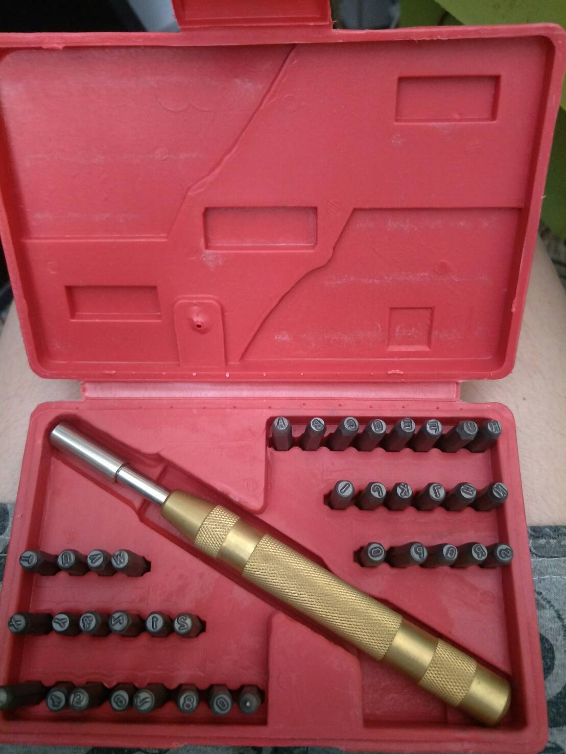 AP03 เหล็กตอกตัวอักษร ออโต้ ตอกได้ไม่ต้องใช้ฆ้อน A-Z 0-9 รวม 38 ชิ้น ตัวอักษร 3 มิล