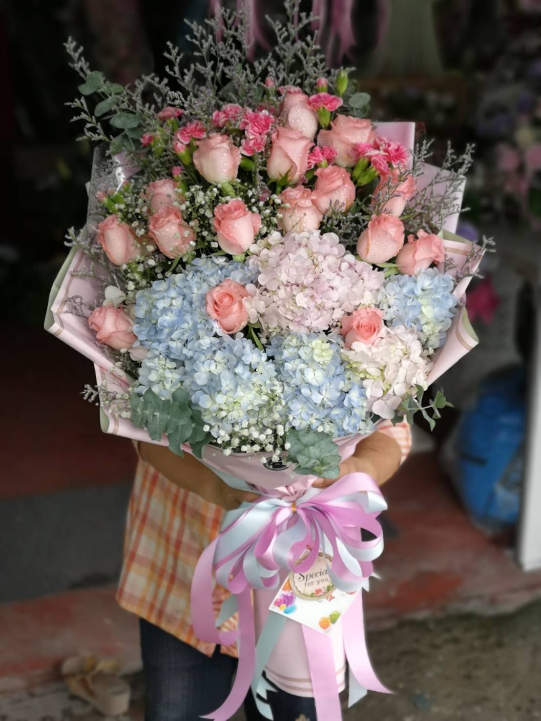 ช่อดอกไม้กุหลาบ ไฮเดรนเยีย โทนพาสเทล