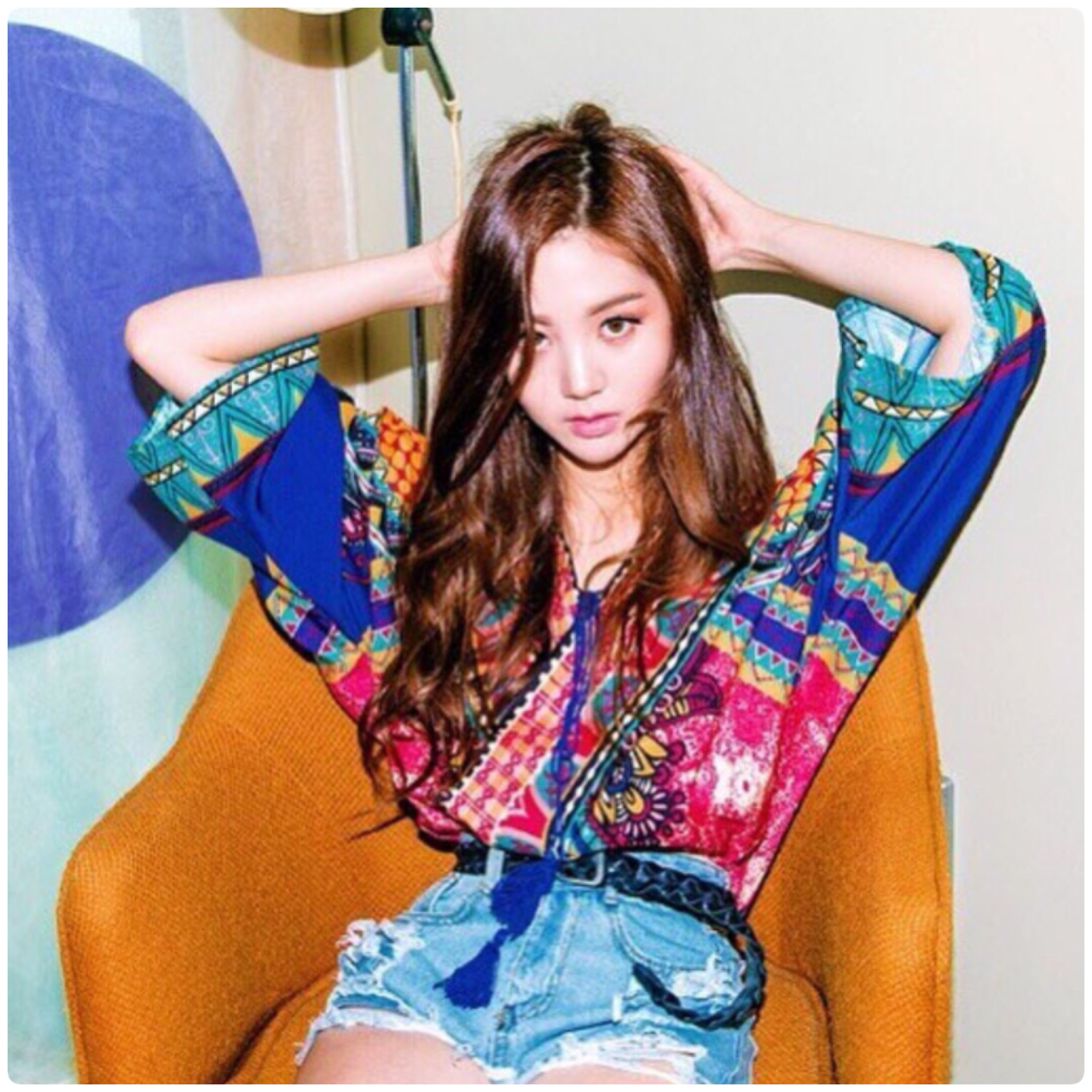 เสื้อคอวี จั๊มเอว ผูกโบว์ที่อก ปริ้นลายโบฮีเมียนสไตล์เกาหลี