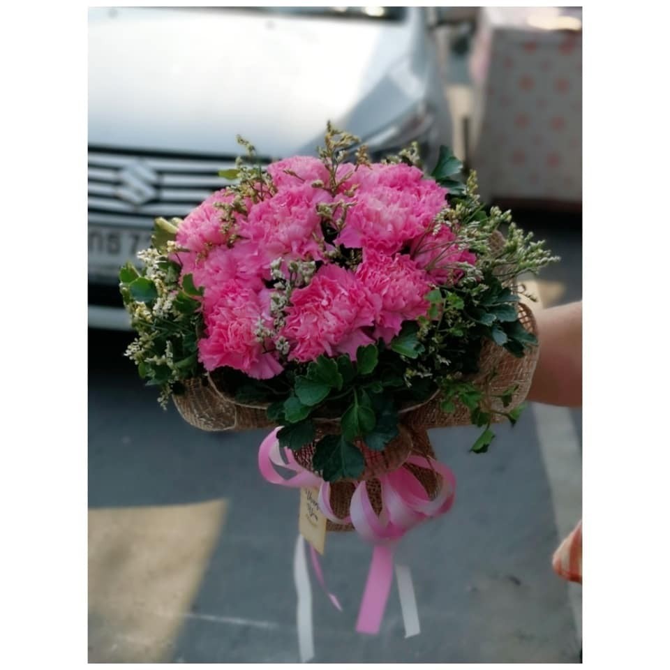 ช่อดอกคาร์เนชั่น สีชมพู