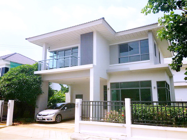 บ้านเดี่ยว ม.เพอร์เฟคเพลส สุขุมวิท 77 เฟส 5 ซ.ลาดกระบัง 20/3 ถ.ลาดกระบัง บางพลี สมุทรปราการ หลังมุม ใหม่-สวย