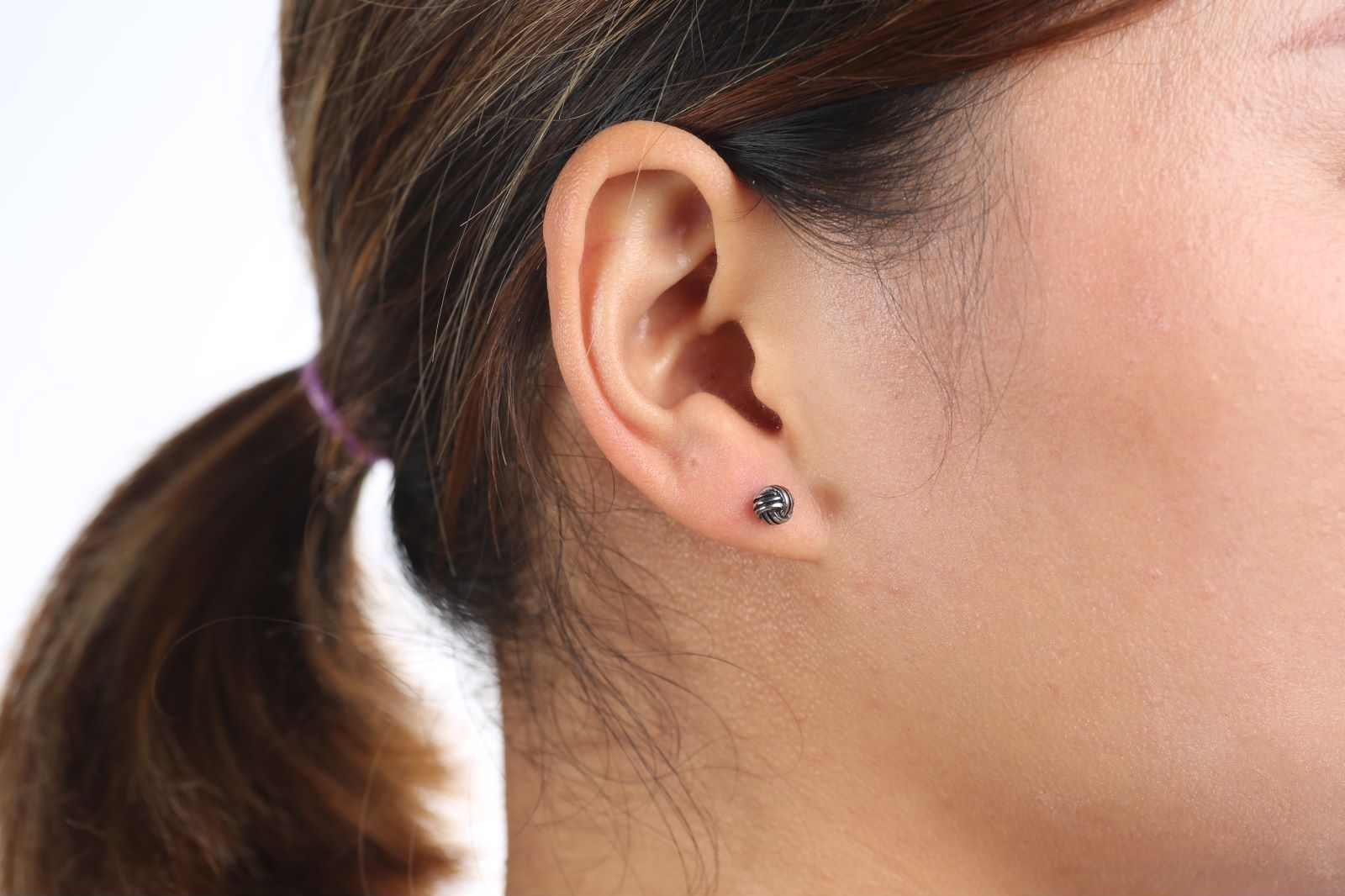 (สำหรับเจาะที่ร้านเท่านั้น)Inverness ต่างหูสำหรับผิวแพ้ง่าย Ball silver 5 mm ทองชุป 24K_IN594C