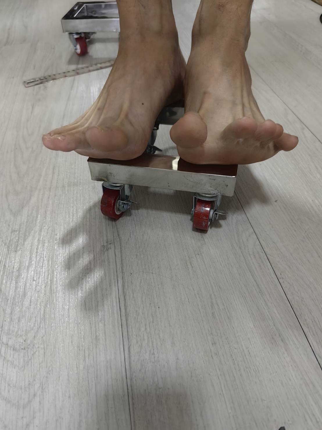 OT239 ฐานรองสเตนเลสมีล้อ 6 นิ้ว ฐานล้อเลื่อนสแตนเลส