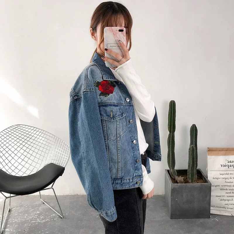 เสื้อยีนส์ แจ็คเก็ตยีนส์ ปักลายนกกระเรียนและดอกไม้