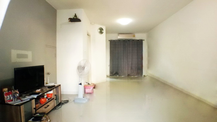 ทาวน์โฮม ลุมพินีทาวน์วิลล์ แจ้งวัฒนะ-ติวานนท์ ถ.สุขประชาสรรค์ 2 ซ.วัดกู้ ต.บางพูด ปากเกร็ด นนทบุรี บ้านใหม่-สวย ทำเลดีมาก