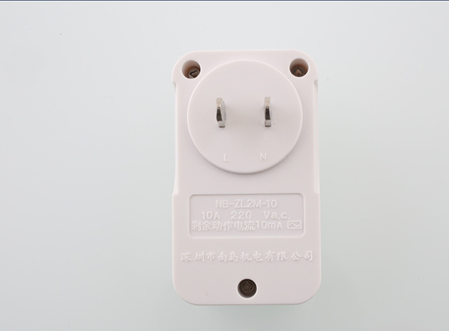EL01 ปลั๊กกันไฟดูด ไฟรั่ว 220V/10A สามรถใช้กับปลั๊กพ่วงได้